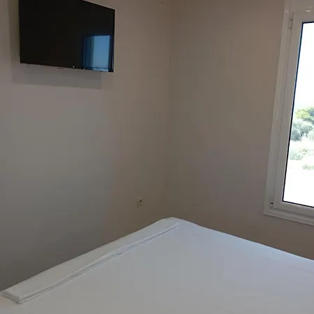 Agriomata Vergas Apartman Kalamáta