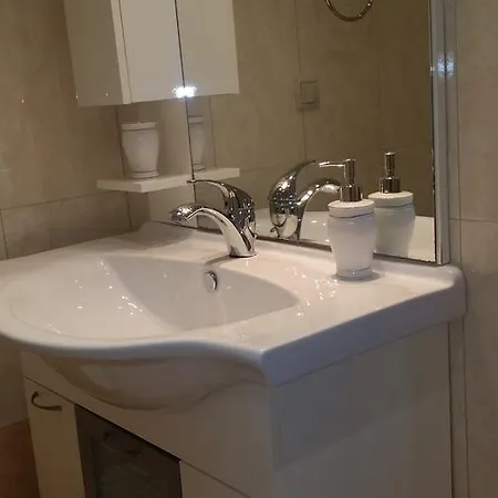 Agriomata Vergas Apartman Kalamáta