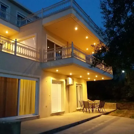 Agriomata Vergas アパート *